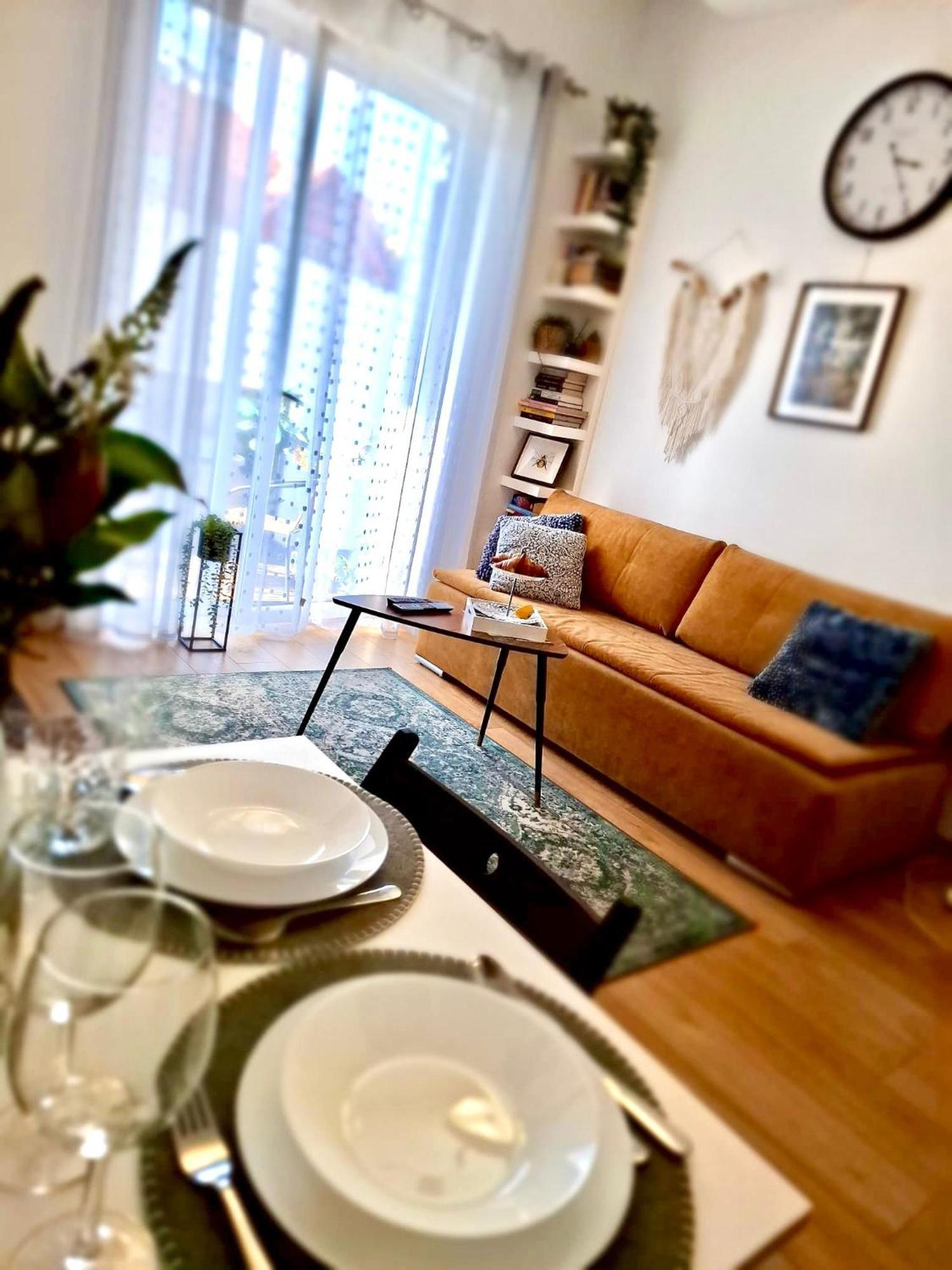 Apartament Na Grobli, Przy Kladce Zwierzynieckiej วรอตซวาฟ ภายนอก รูปภาพ